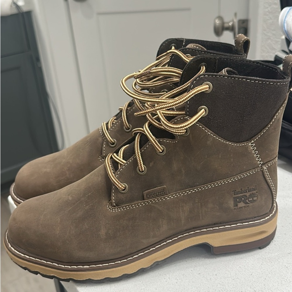 Brand New Women’s Timberland Pro Alloy Toe Boots. Without box.